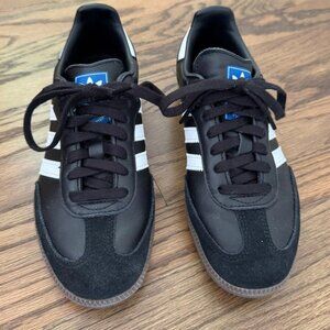 Black Adidas Samba (Size 6.5 mens / Size 7.5 women's)